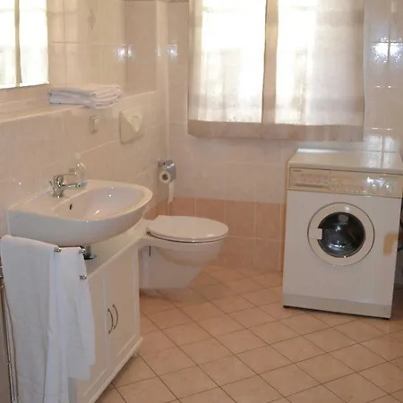 - 3 Separate Wohungen Frankstr 6 Mit Wlan, Ruhig, 1xeg Mit Terrasse Und 2xog 奥斯特西巴德钦诺维茨