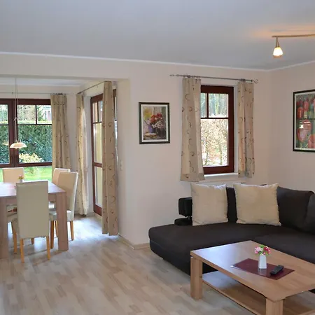 - 3 Separate Wohungen Frankstr 6 Mit Wlan, Ruhig, 1xeg Mit Terrasse Und 2xog * Zinnowitz